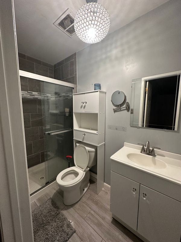 Photo - 608 Robin Rd