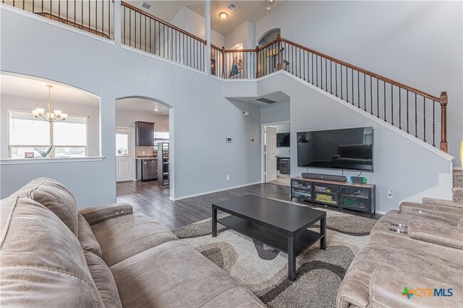 Photo - 267 Bainbridge Rd