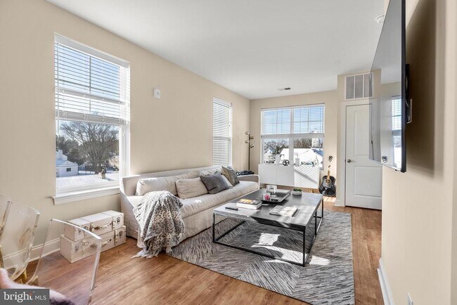 Photo - 63 E Main St Unit 309