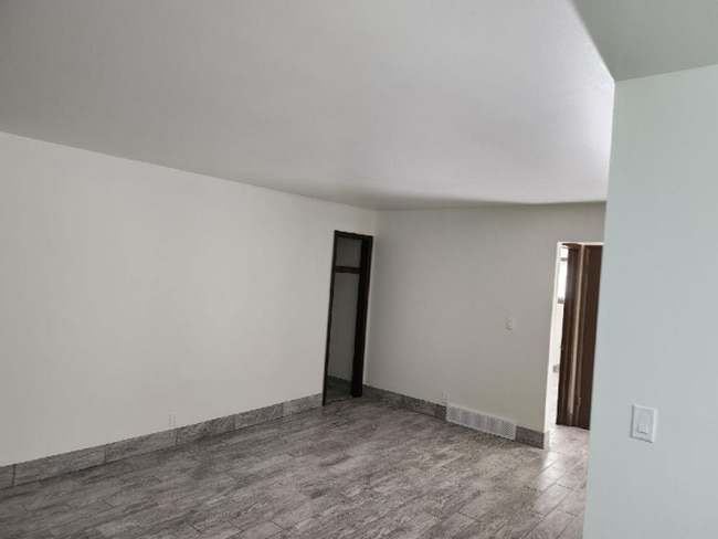 Photo - 4539 N 84th St Unidad 3