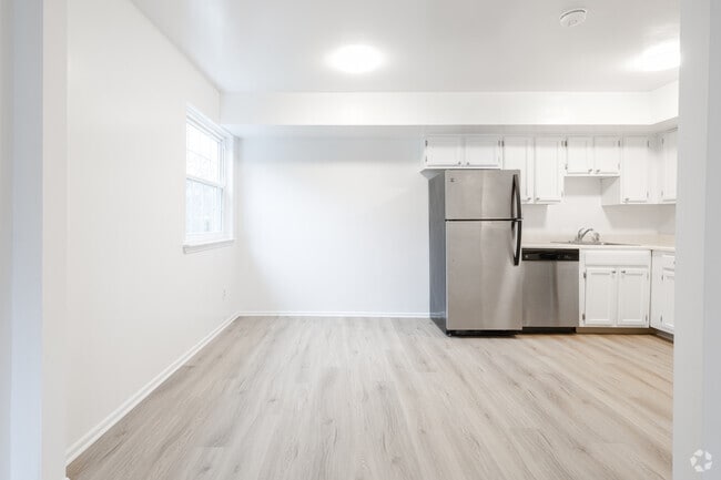 Photo - Brookside Garden Apartments