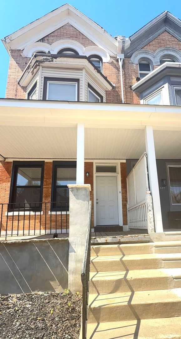 Photo - 451 W Bringhurst St Unit 1