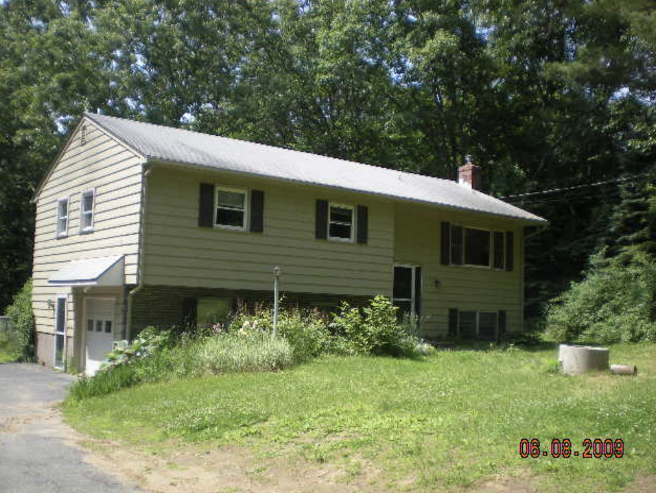 Photo - 160 Birch Rd (Storrs Mansfield, CT)