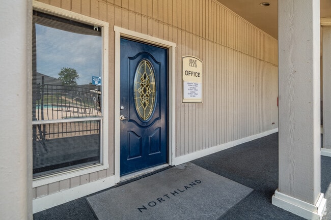 Leasing Office Entrance