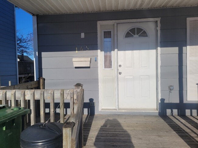 Photo - 165 Amaranth Crescent