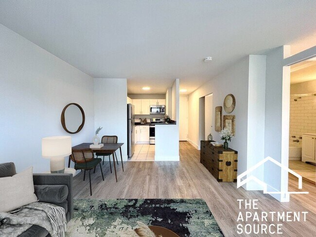 Photo - 1344 N Dearborn St Unit 05C