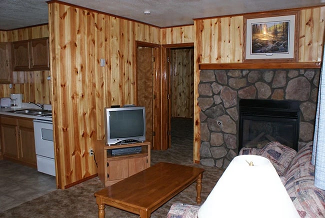 Photo - 237 E White Mountain Blvd