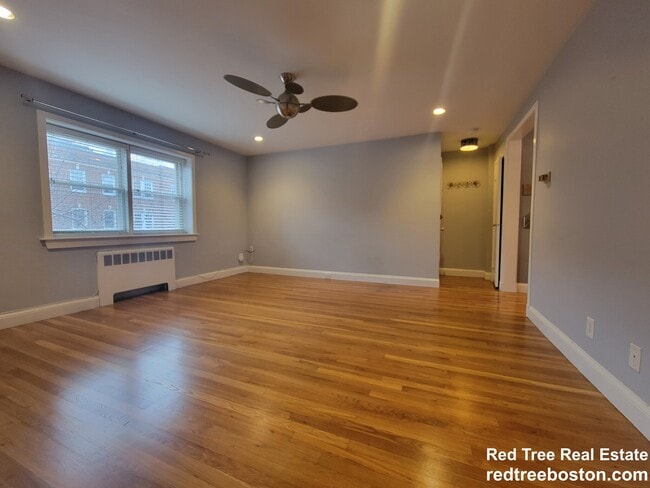 19 Alton Ct Unit 4