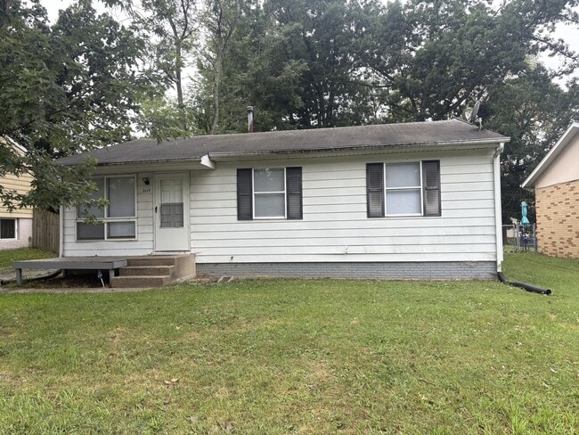 Building Photo - 2217 N Idaho St Rental