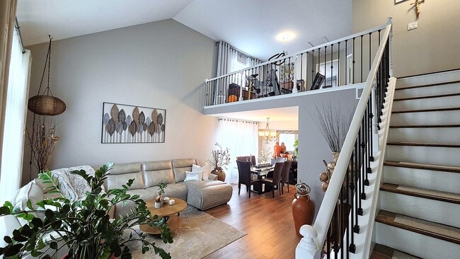 Photo - 2253 Camden Ln