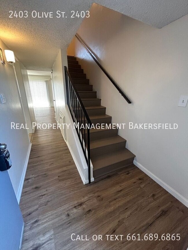 Photo - 2403 Olive St