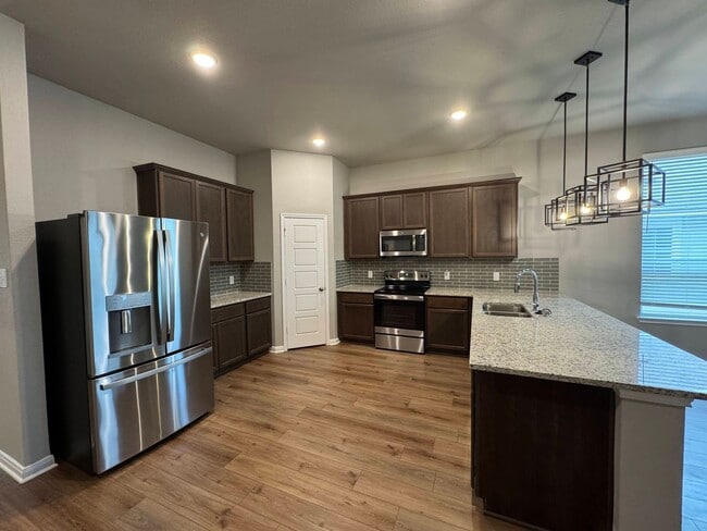 1312 Dowdy Dr