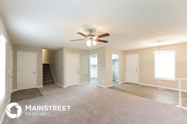 Photo - 206 Ivy Crest Dr