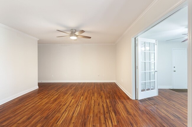 Photo - Spacious 2/2 Condo w/ Great Roommate Setup!