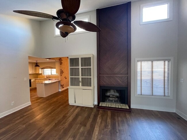 Photo - 3 Bedroom 3 Bath Beauty on Golf Course wit...