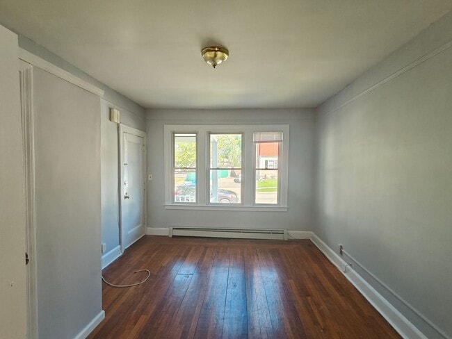 Photo - 100-100 Anthony St Unit 1L