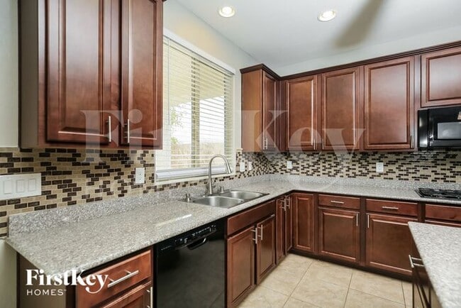 Photo - 7885 Cactoid Ct