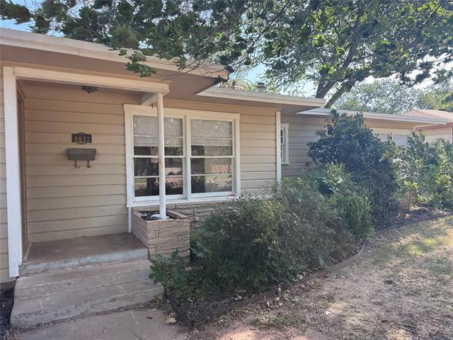 Photo - 4042 Benbrook St