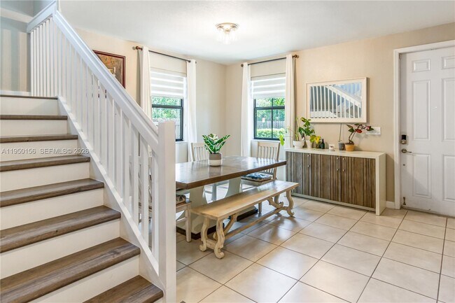 Photo - 724 SE 37th Ave