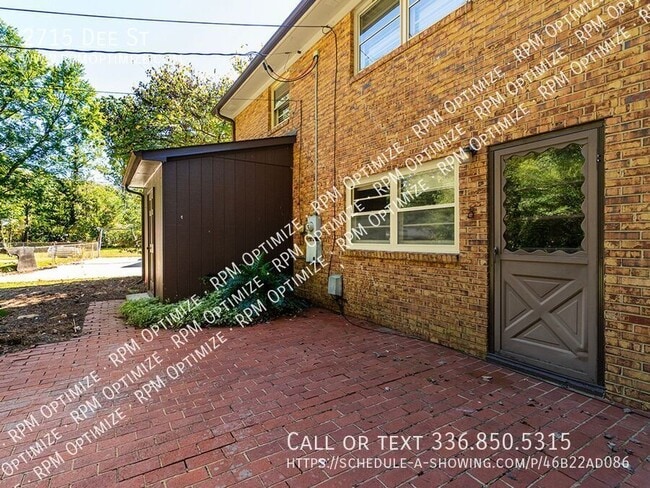 Photo - 2715 Dee St