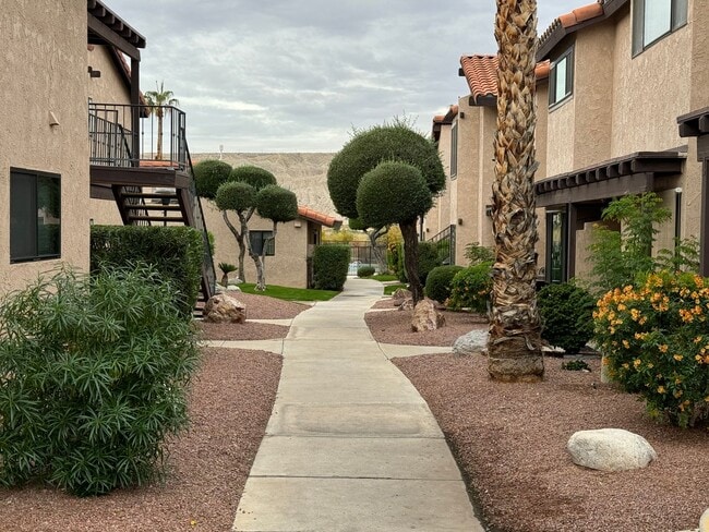 Photo - 2 BR Furnished Condo on the Colorado River with Utilities included Unidad 3