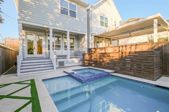 Photo - 508 W 26th St Casa