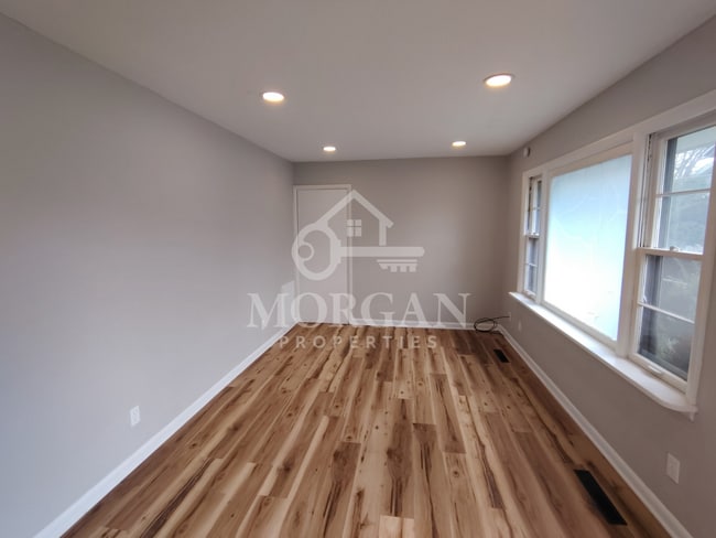 Photo - 815 S Main St Unit B