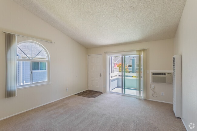 2BR, 1BA