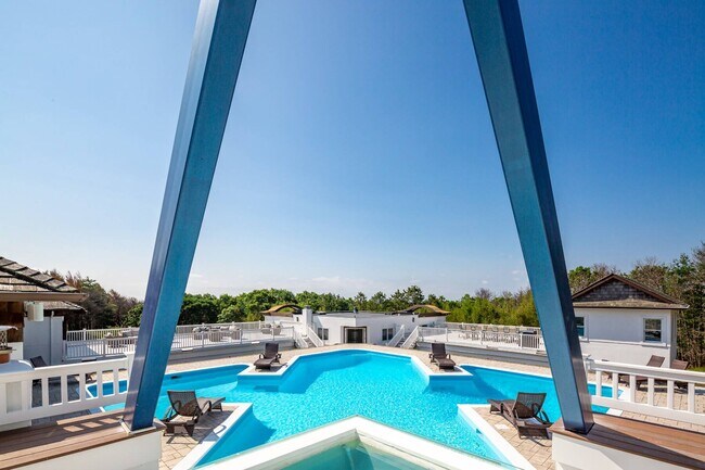 Photo - 984A Noyac Path