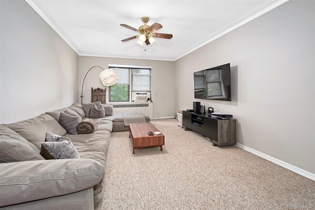 Photo - 2 Greenridge Ave Unit 3C
