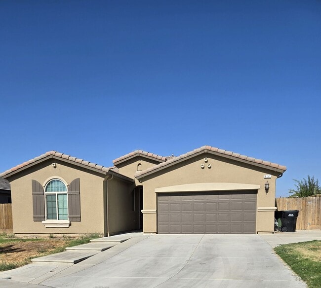 Building Photo - Basketball Lovers! Rental