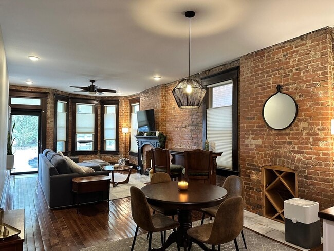 Photo - 117 Miami Ave