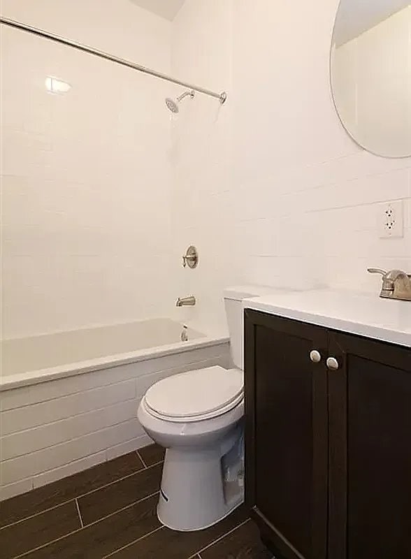 Photo - 1215 Hancock St Unit 3R