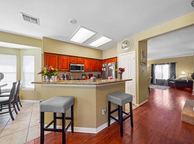 Photo - Welcome to Bay Glen!