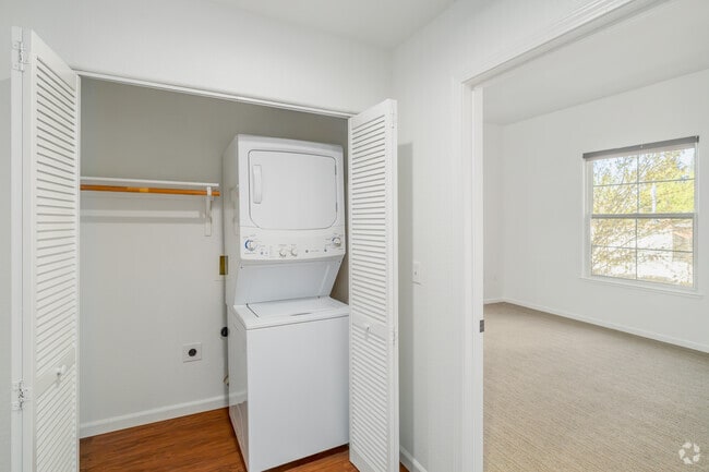 1BR, 1BA - 780SF - Laundry