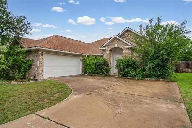 Building Photo - 716 Meadow View Dr