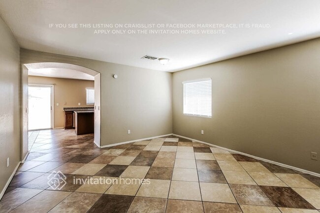 Photo - 6040 W Wood St