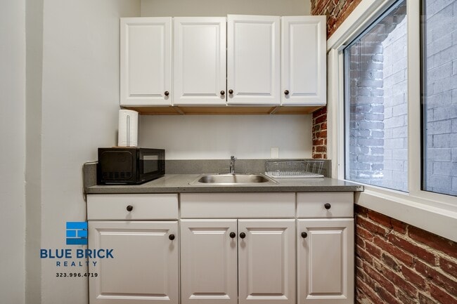 Photo - 1420 Flower St Unit 7