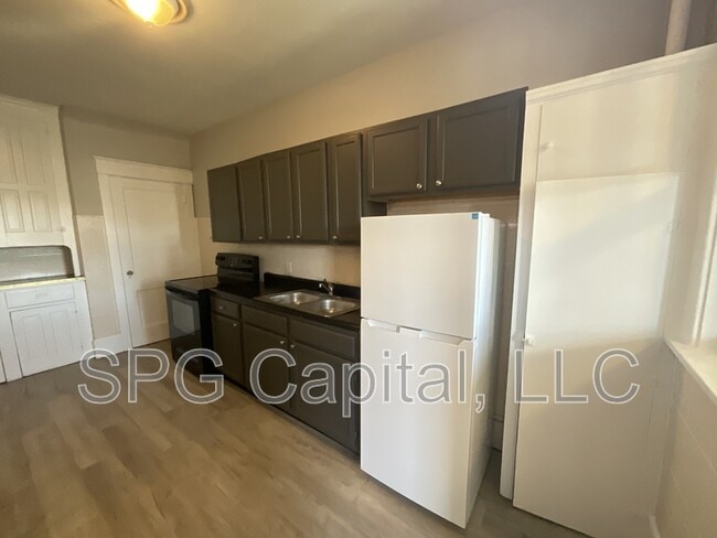 Photo - 1728 Paxton St