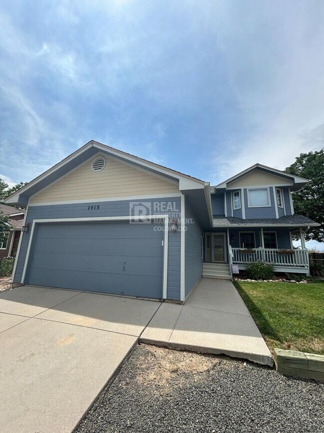 Building Photo - 1415 Maple Dr