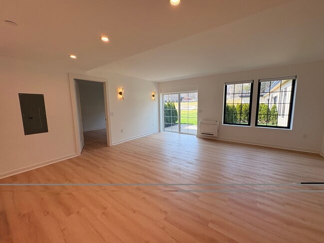 Photo - The Loren at King Street