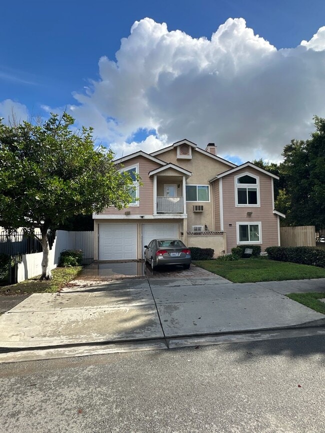 Photo - 3935 32nd St