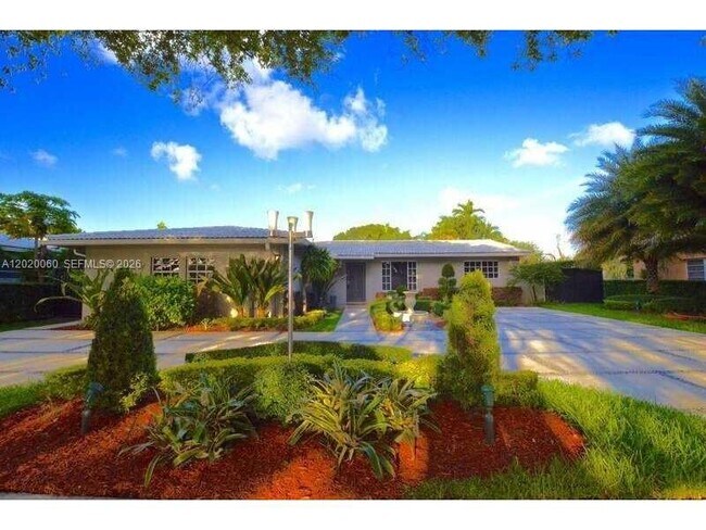 Photo - 14001 Cypress Ct