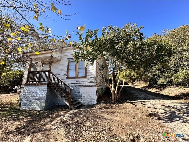 Photo - 244 W Sessom Dr