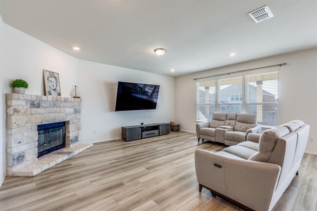 Photo - 4638 Teverola Dr