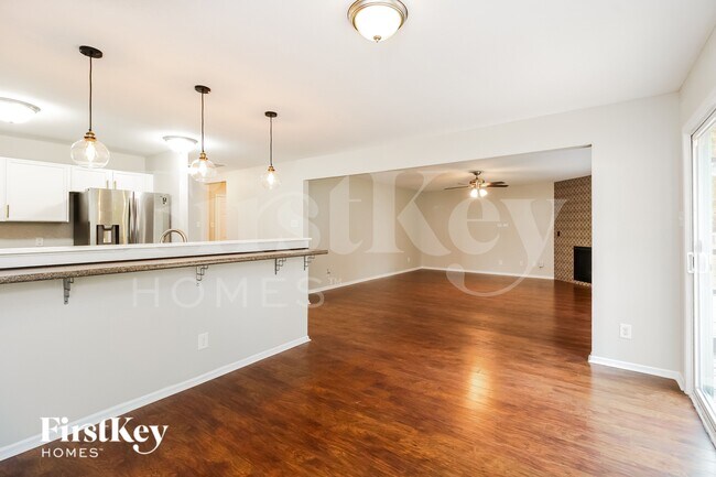 Photo - 1411 Phifer-Luther Ct