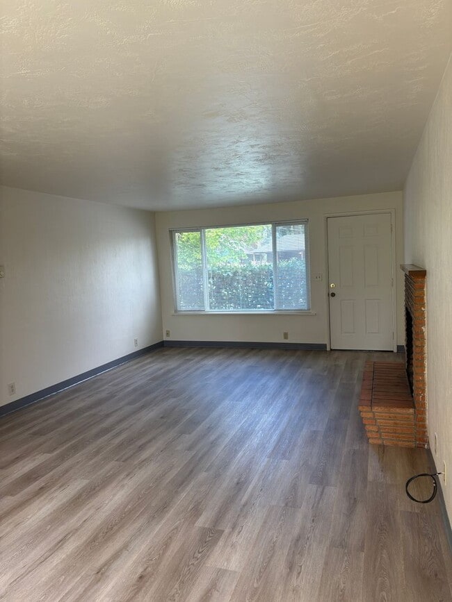 Photo - Updated 2BD/1BA Duplex in Cal Young Neighborhood
