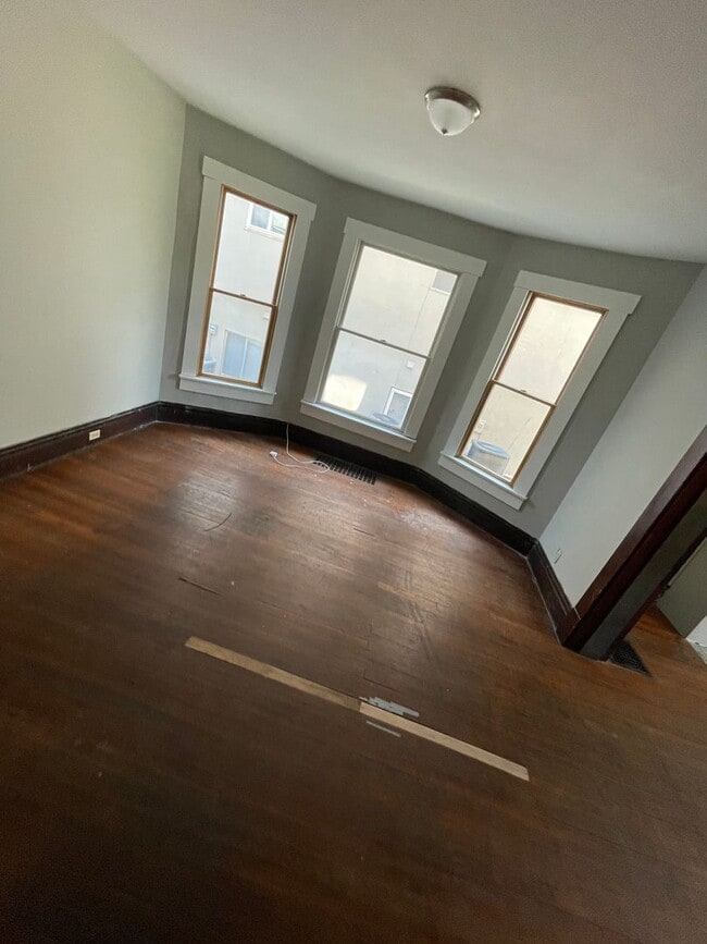 Photo - 4 bedroom 2 full bath House