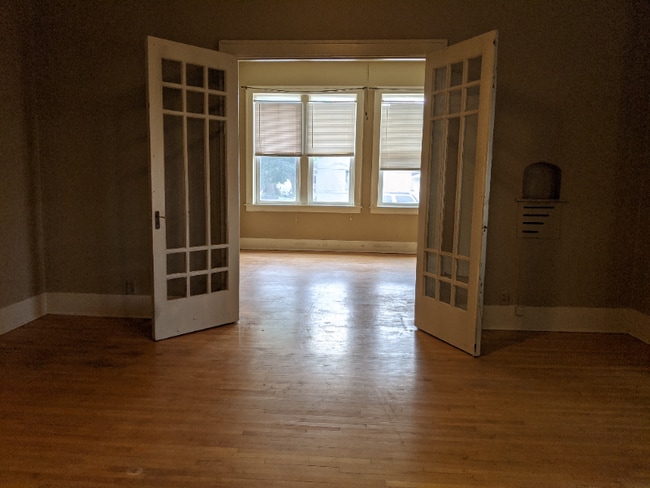 Photo - 404 N Minnesota St Unidad 1