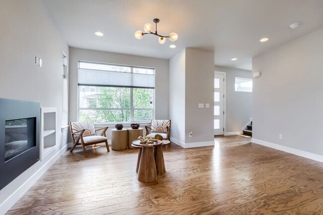 Photo - 9416 E 59th Ave
